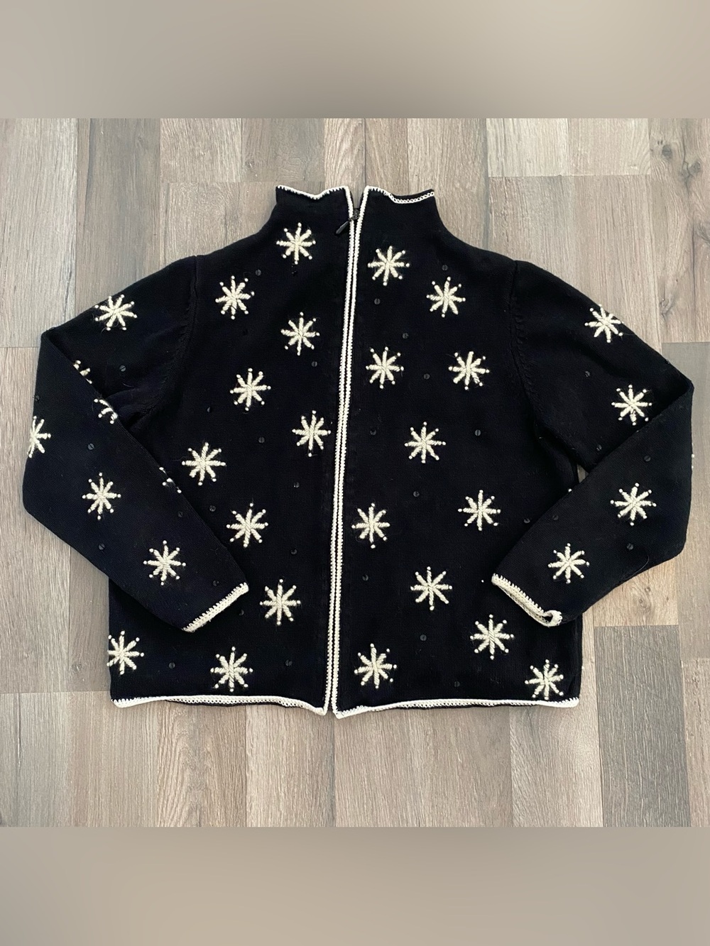Vintage Snowflake Embroidered Zip Up Sweater Jacket Cozy Nordic Winter Knit